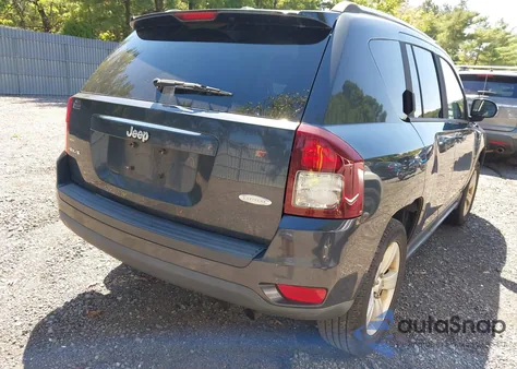 2014 Jeep Compass Latitude z USA, uszkodzony, nr VIN 1C4NJDEB0ED621677